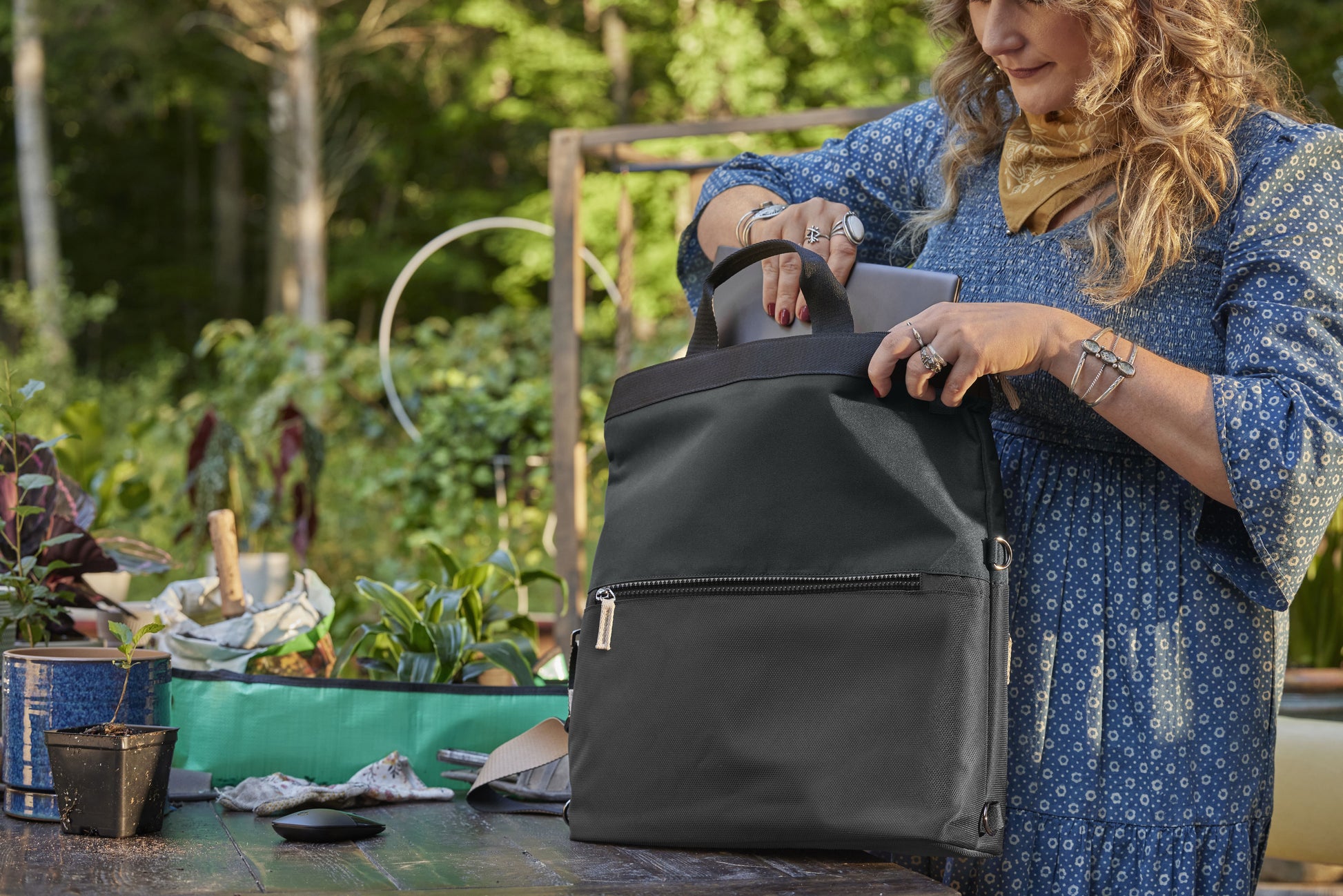 HP - Laptop Tote - 14" - Convertible Guatemala