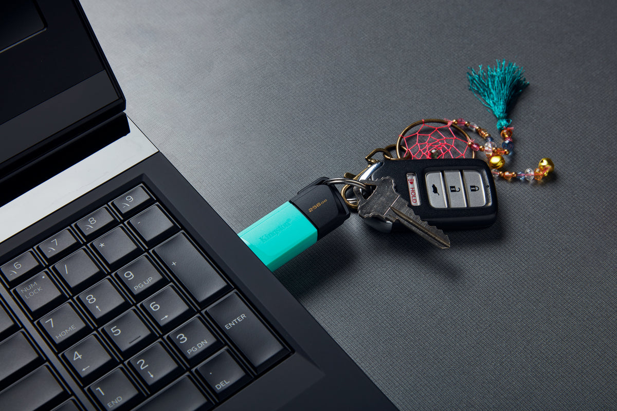 Kingston DataTraveler Exodia M - Unidad flash USB - 256 GB - USB 3.2 Gen 1 Guatemala
