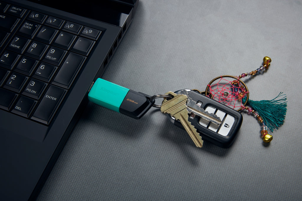 Kingston DataTraveler Exodia M - Unidad flash USB - 256 GB - USB 3.2 Gen 1 Guatemala