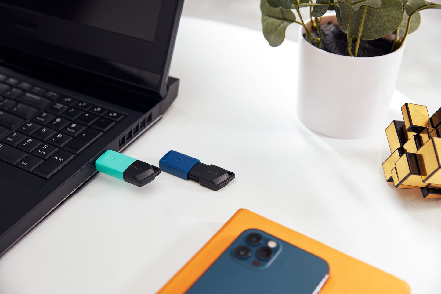 Kingston DataTraveler Exodia M - Unidad flash USB - 256 GB - USB 3.2 Gen 1 Guatemala