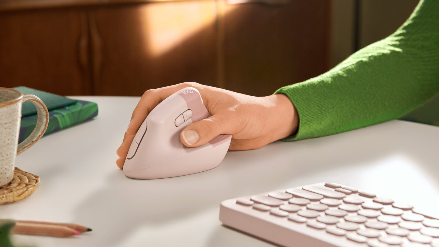 Logitech Lift Vertical Ergonomic Mouse - Ratón vertical - ergonómico - 6 botones - inalámbrico - 2.4 GHz Bluetooth - receptor de USB Logitech Logi Bolt - rosa Guatemala