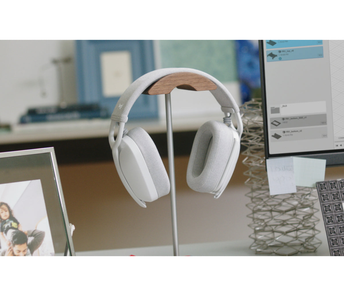 Logitech Zone Vibe 100 - Auricular - tamaño completo - Bluetooth - inalámbrico - blanco hueso Guatemala