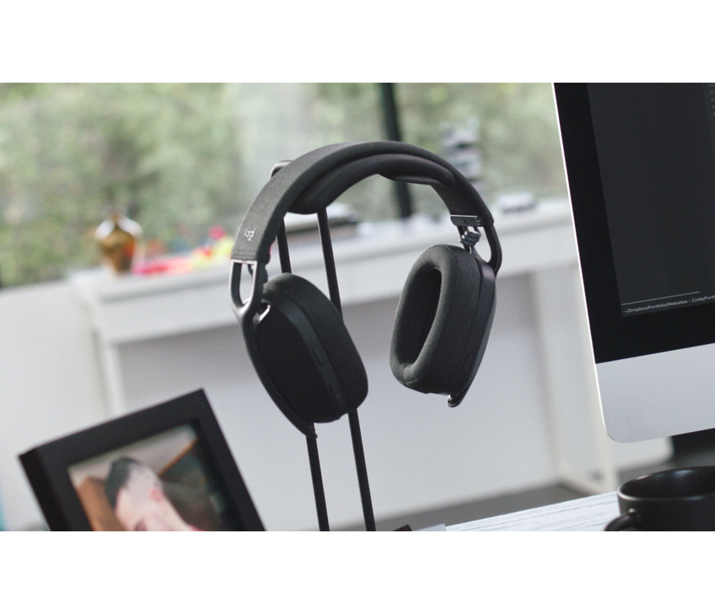 Logitech Zone Vibe 100 - Auricular - tamaño completo - Bluetooth - inalámbrico - grafito Guatemala
